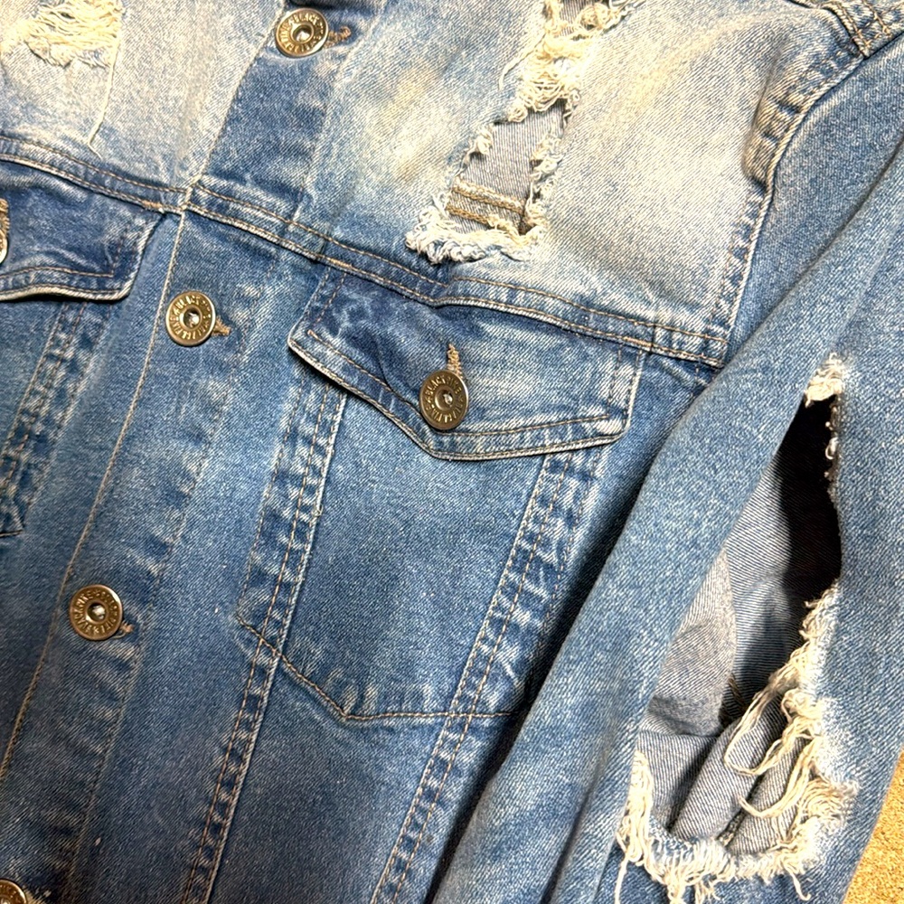 Vintage denim jacket - Picture 10 of 11